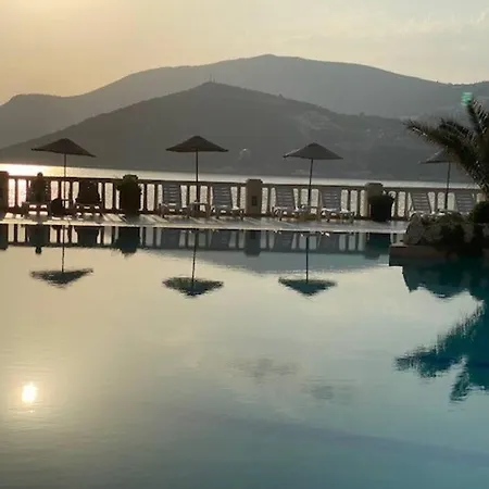 Kalkan Lovely 1 Bedroom Апартаменты